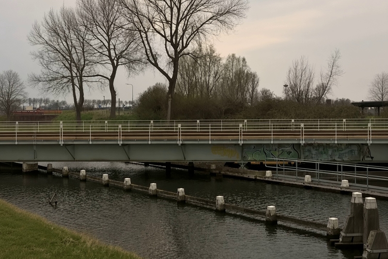 Arnebrug bij Arnemuiden voorlopig gesloten voor scheepvaart na schade door hitte